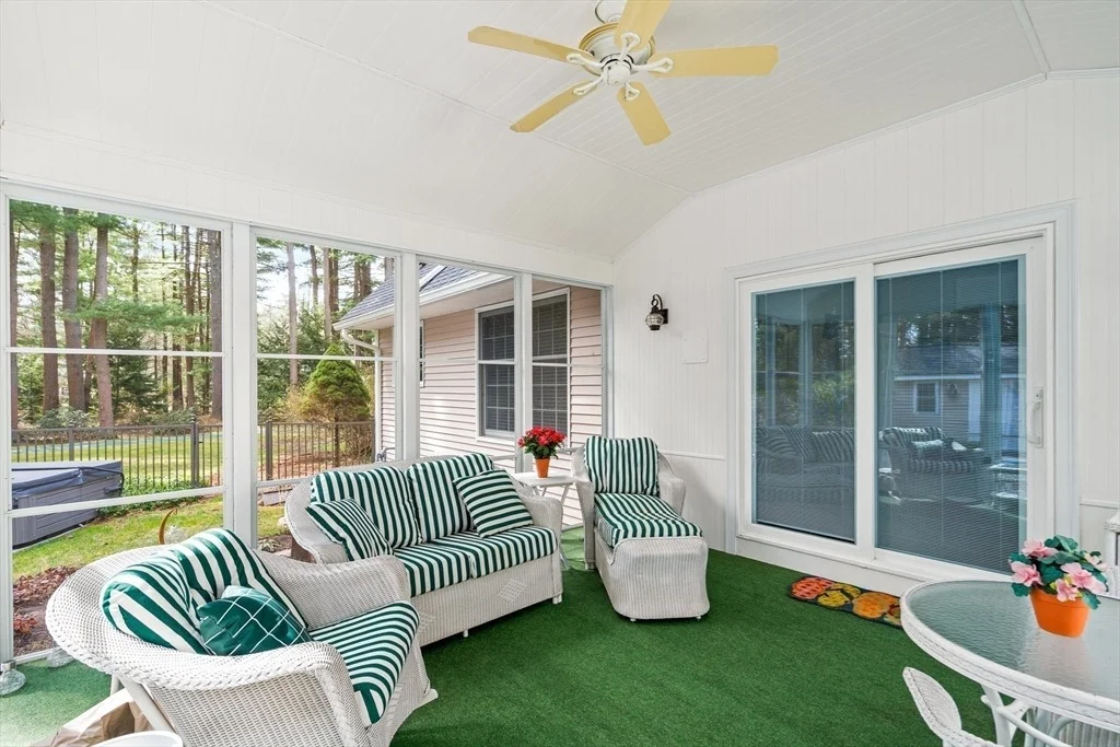 Photo of 6 Pine Meadow Drive