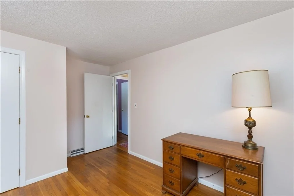 Photo of 15 Blue Jay Avenue