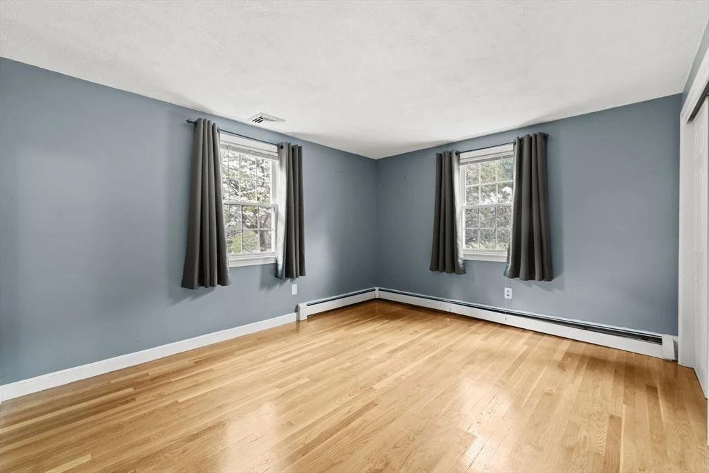 Photo of 5 Ivanhoe Dr.