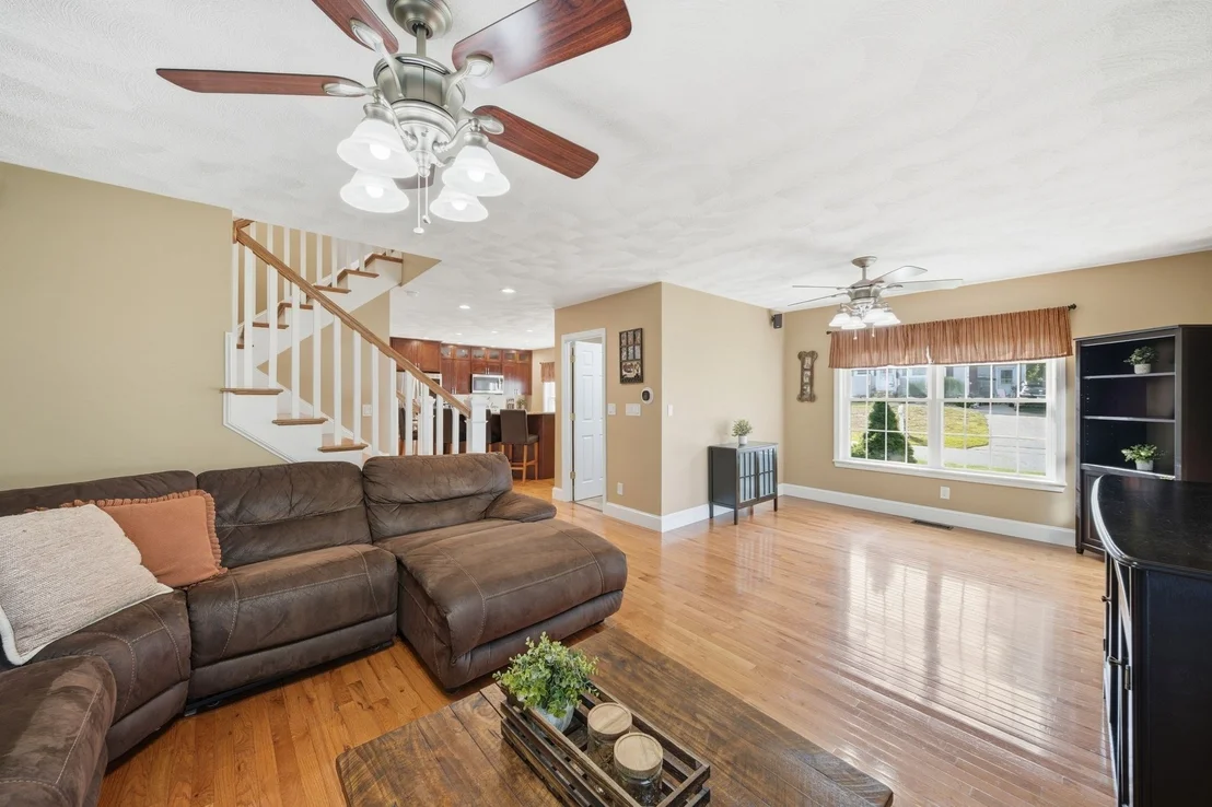 Photo of 39 Tomahawk Dr
