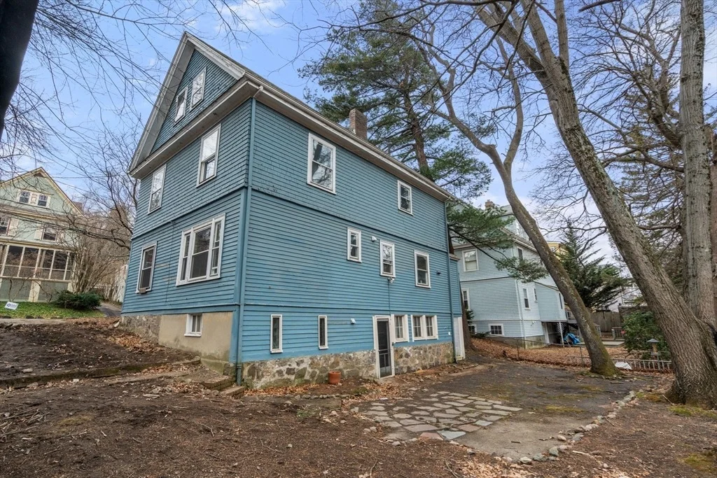 Photo of 187 Clark Rd