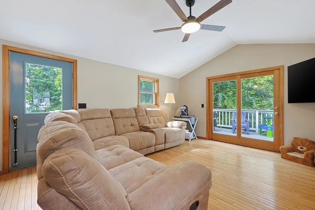 Photo of 4 Loring St