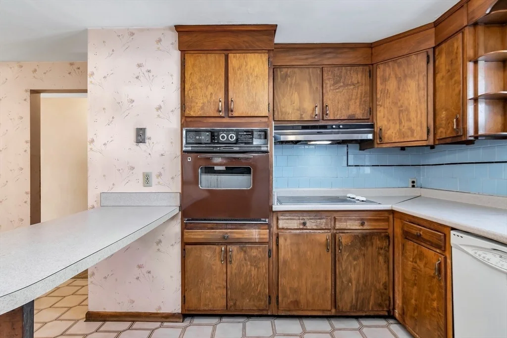 Photo of 31 Webster Ave