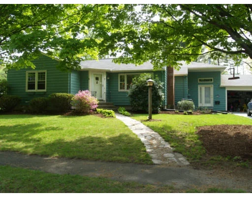 Photo of 7 Munroe Ave