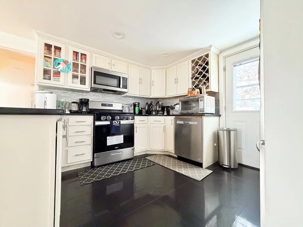 Photo of 12 Danforth St