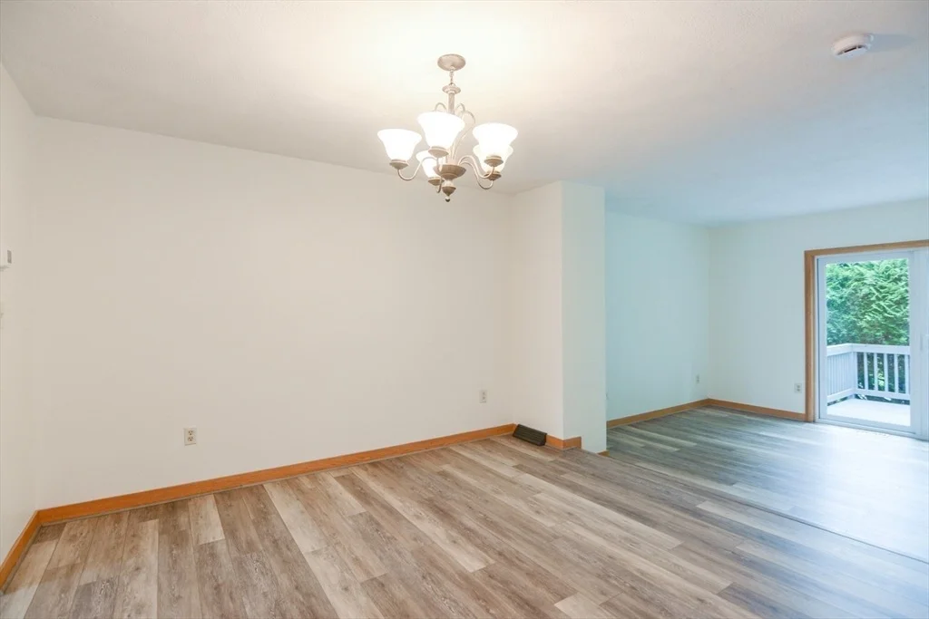 Photo of Unit 106 at 31 Blithewood Avenue