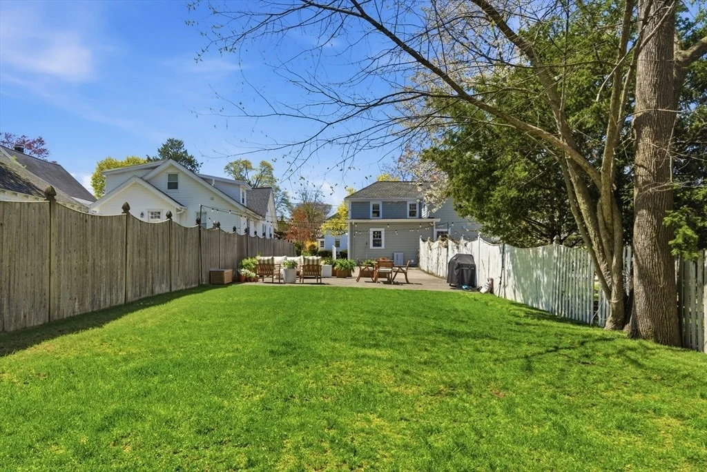 Photo of 75 School Street