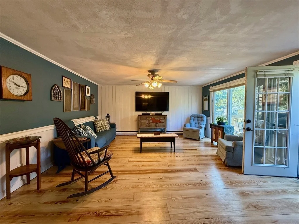 Photo of 390 Log Plain Rd