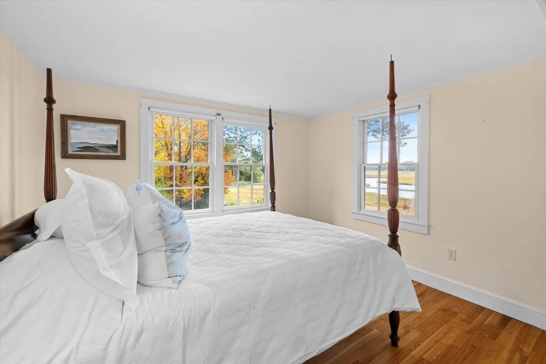Photo of 34 Sunset Rd