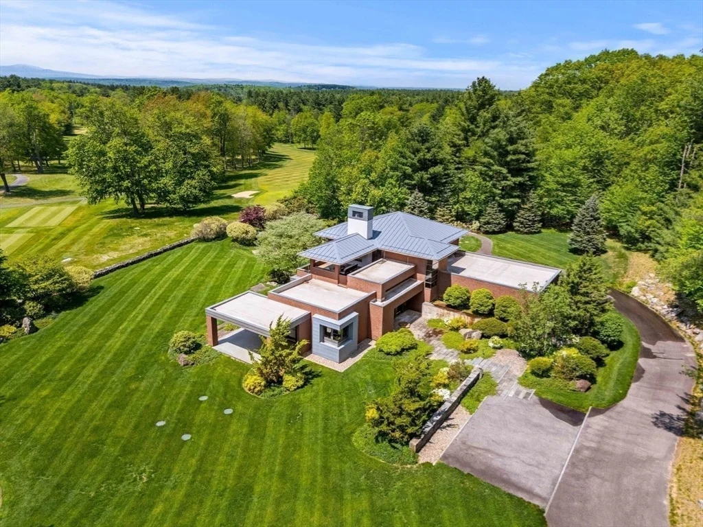 Photo of 5 Redwood Cir