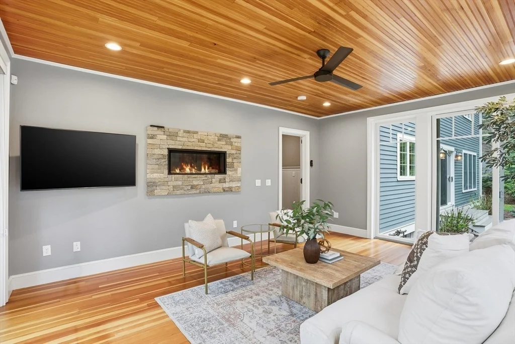Photo of 27 Maxwell Rd