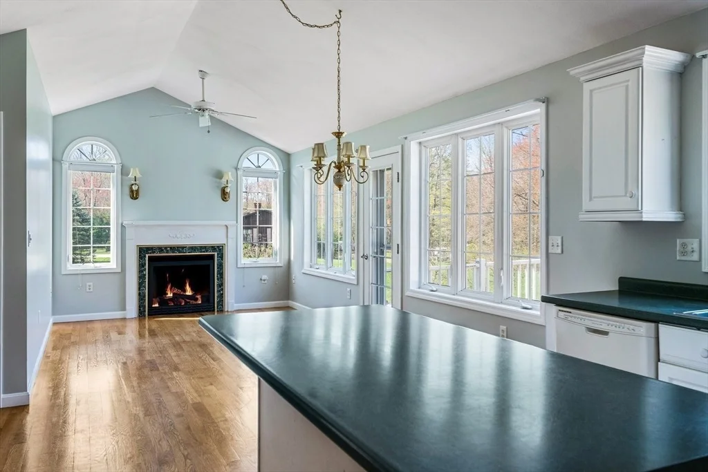 Photo of 534 Hooksett
