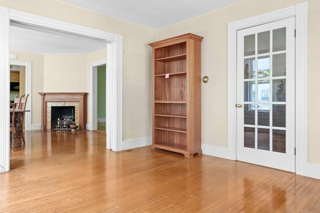 Photo of 20 Riverview Ave