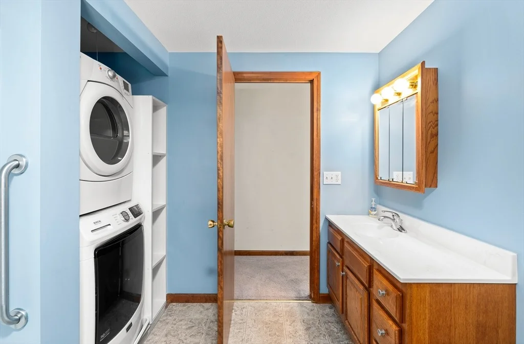 Photo of 33 Sterling Drive