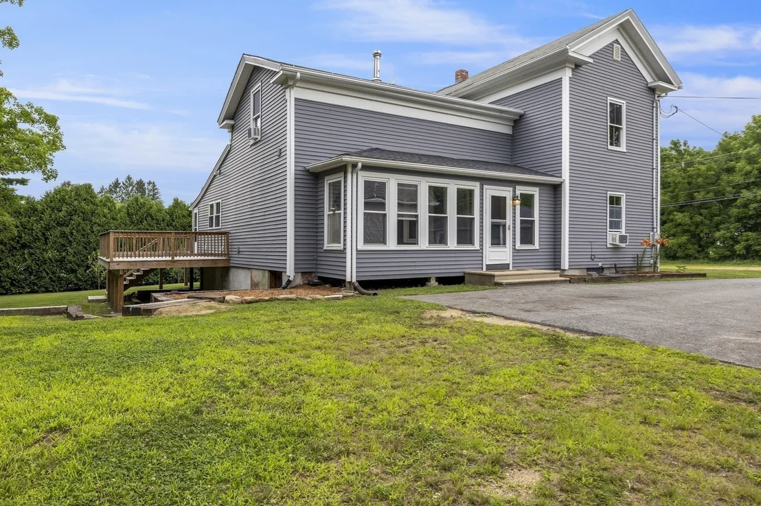 Photo of 1255 Main St