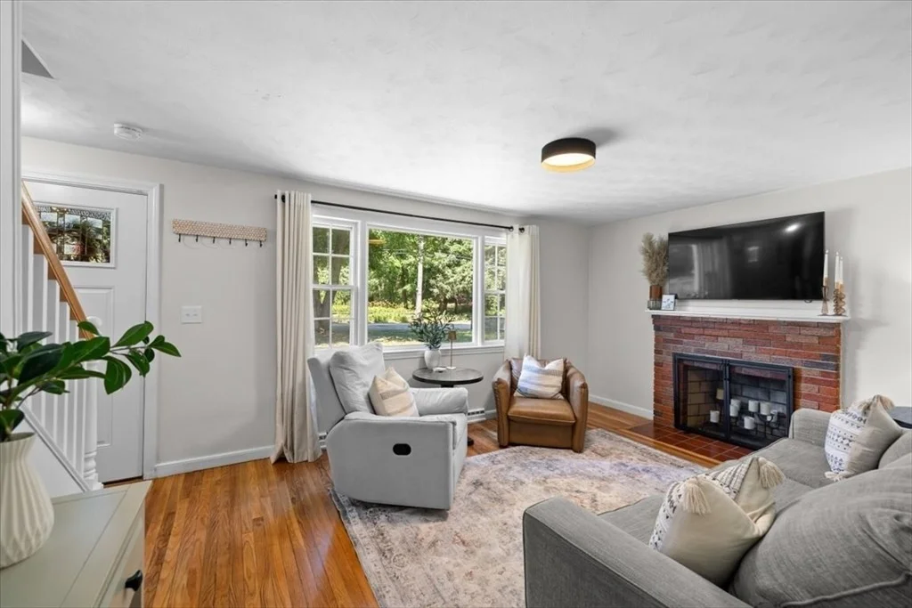 Photo of 30 Chestnut St
