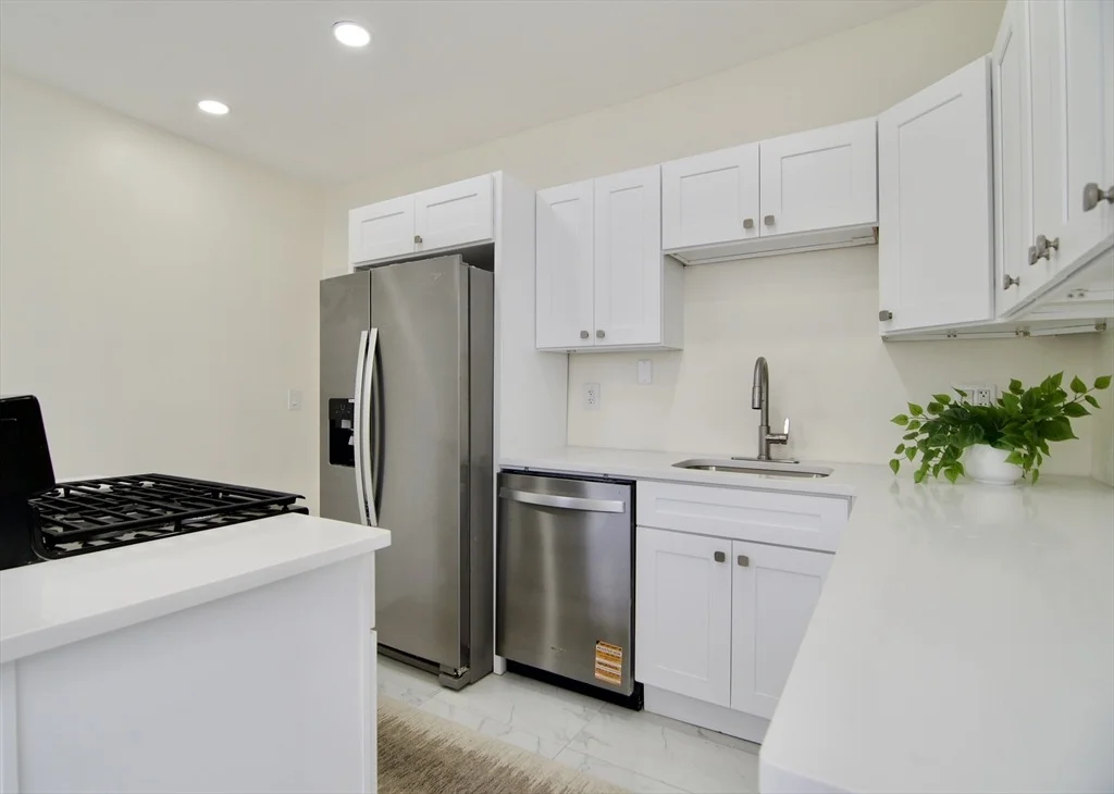 Photo of 74 Kenwood Park