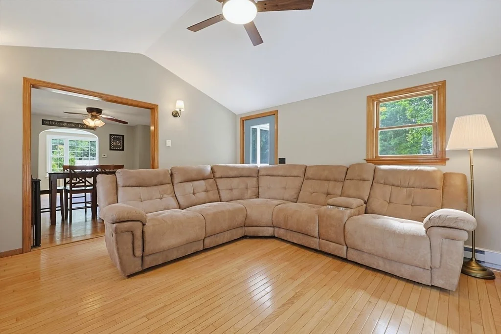 Photo of 4 Loring St
