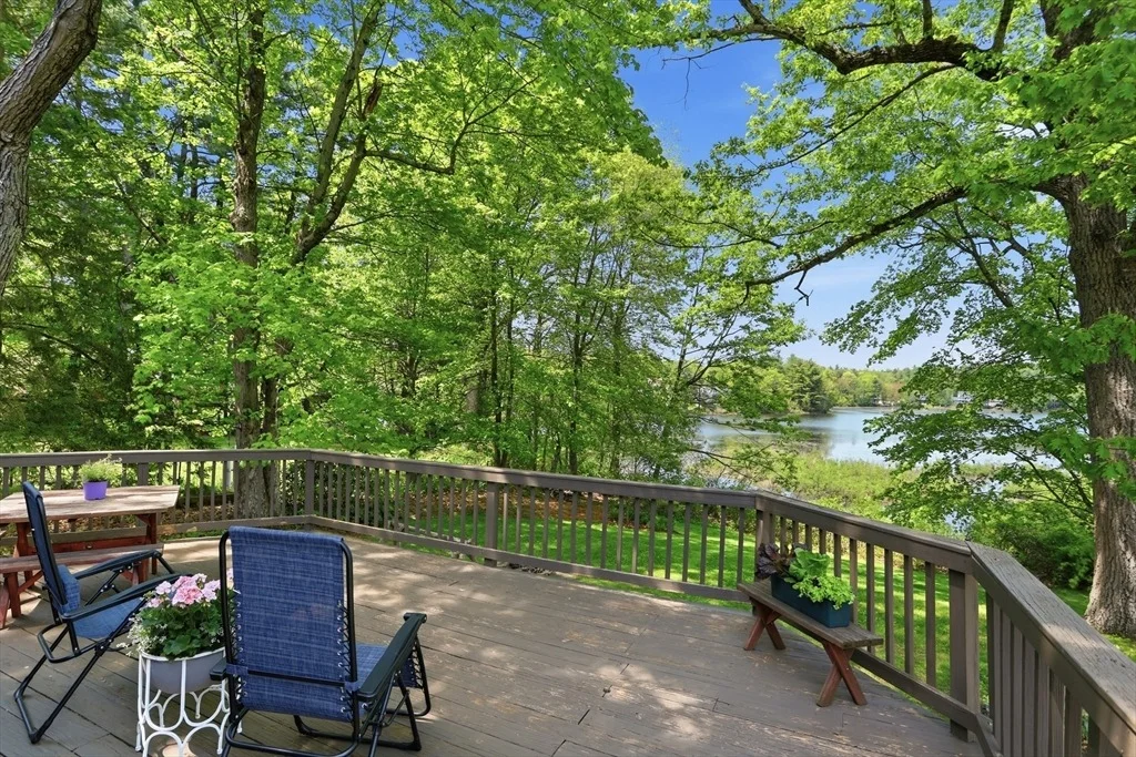 Photo of 44 Sandy Pond Rd