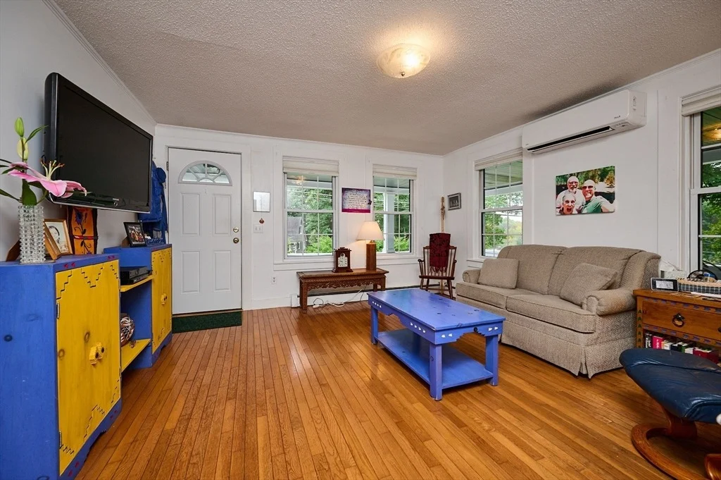 Photo of 80 Jackson St