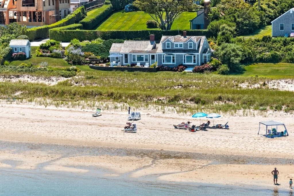 Photo of 166 Shore Road