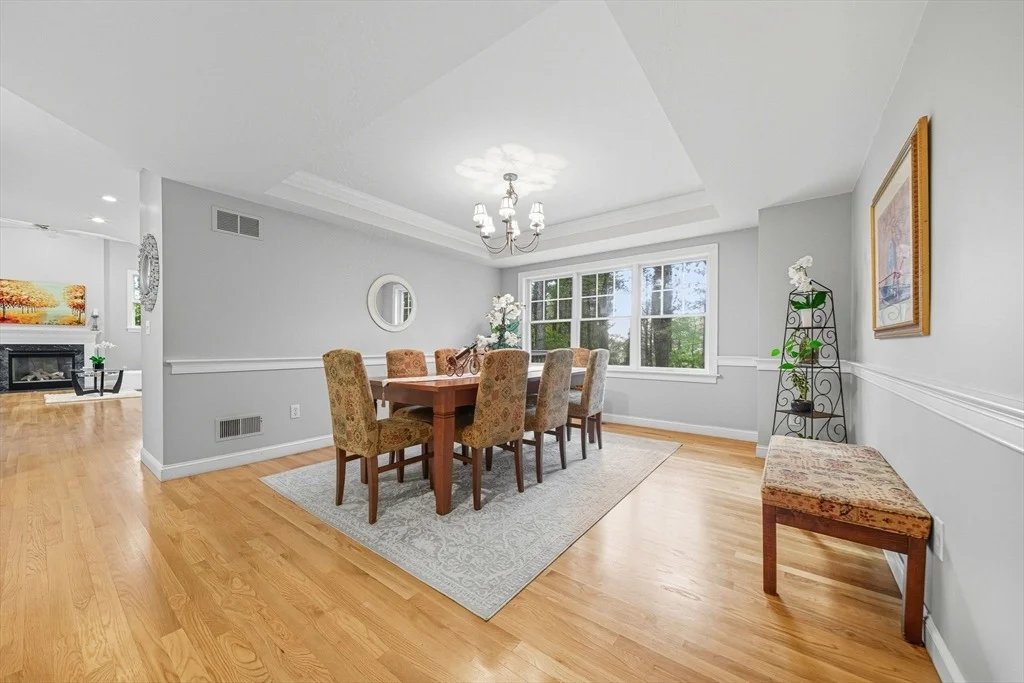 Photo of 6 Bittersweet Ln