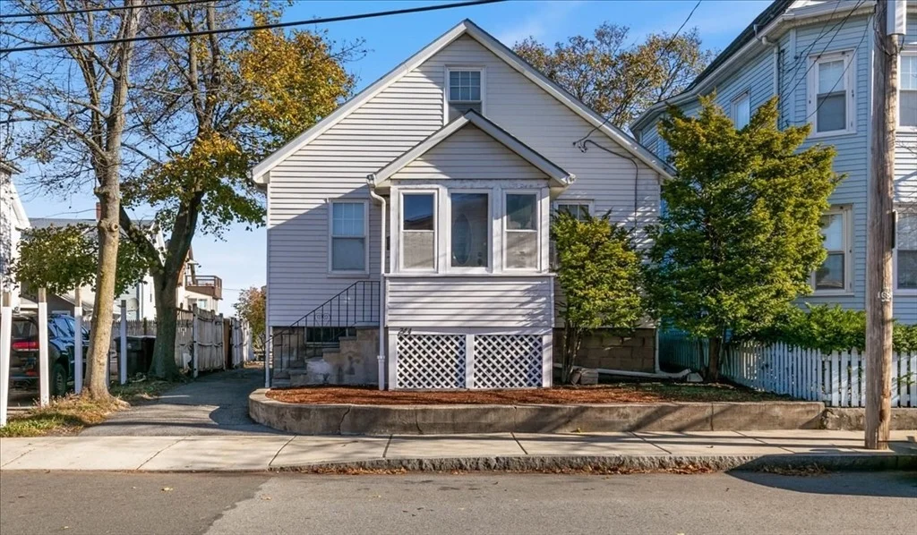 Photo of 244 Shute St