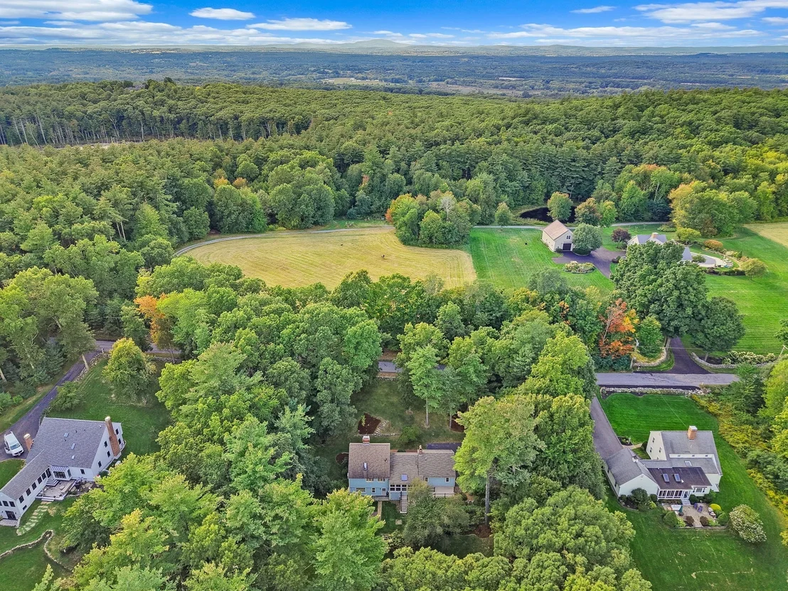 Photo of 35 Bare Hill Road