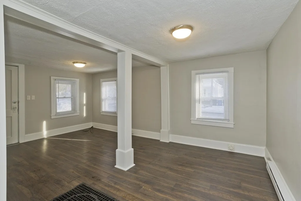 Photo of 98 Ellsworth Ave