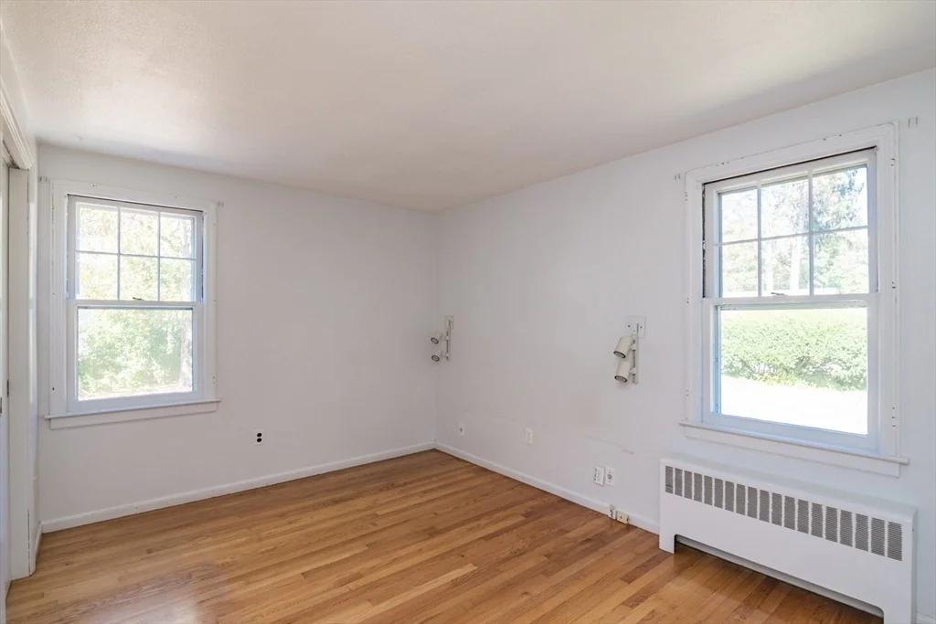 Photo of 4 Gleason Rd