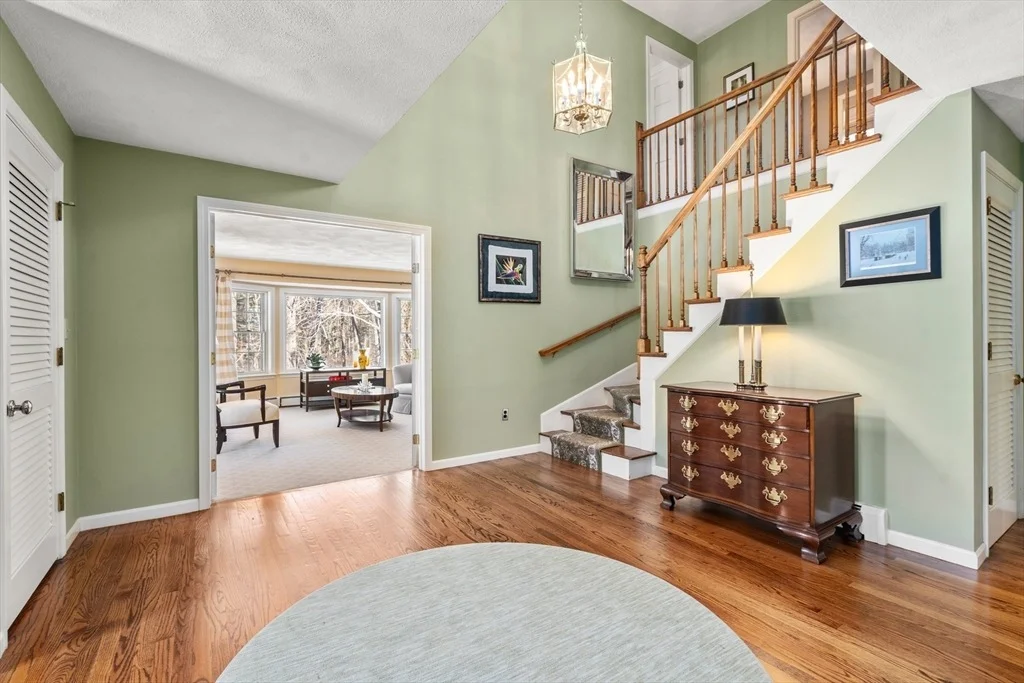 Photo of 23 Algonquin Road