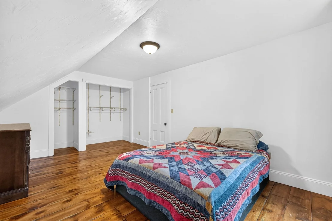 Photo of 87 River St