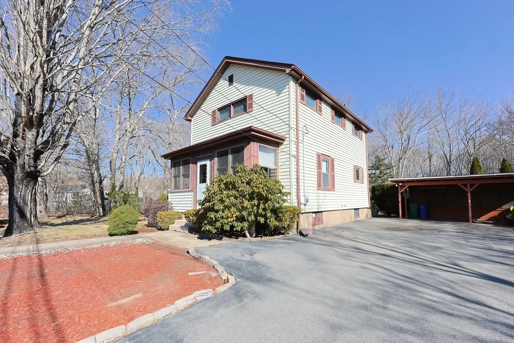 Photo of 940 Read St.
