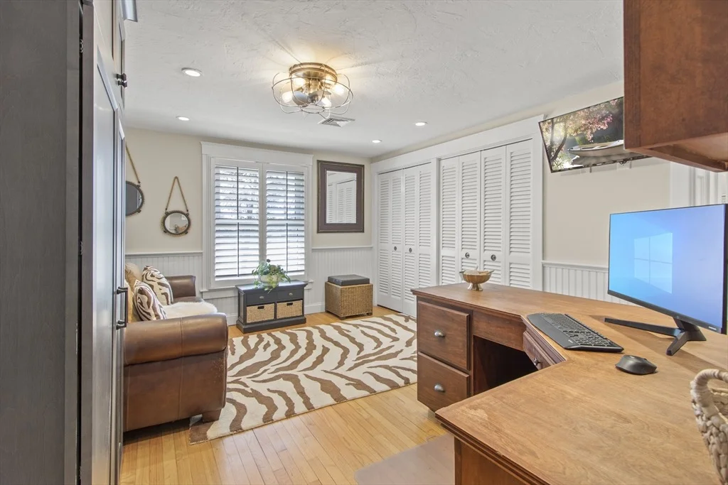 Photo of 9 Fabyan Way
