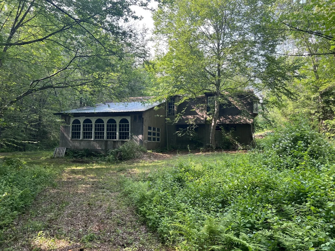 Photo of 140 Bond Rd