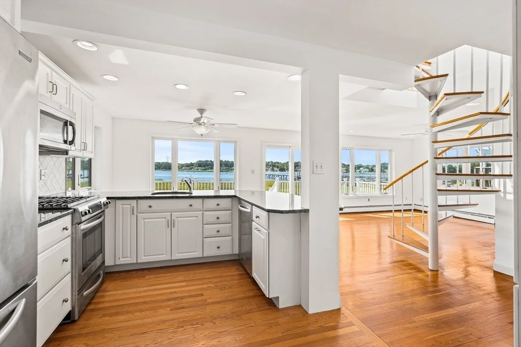 Photo of 12 Fosters Point