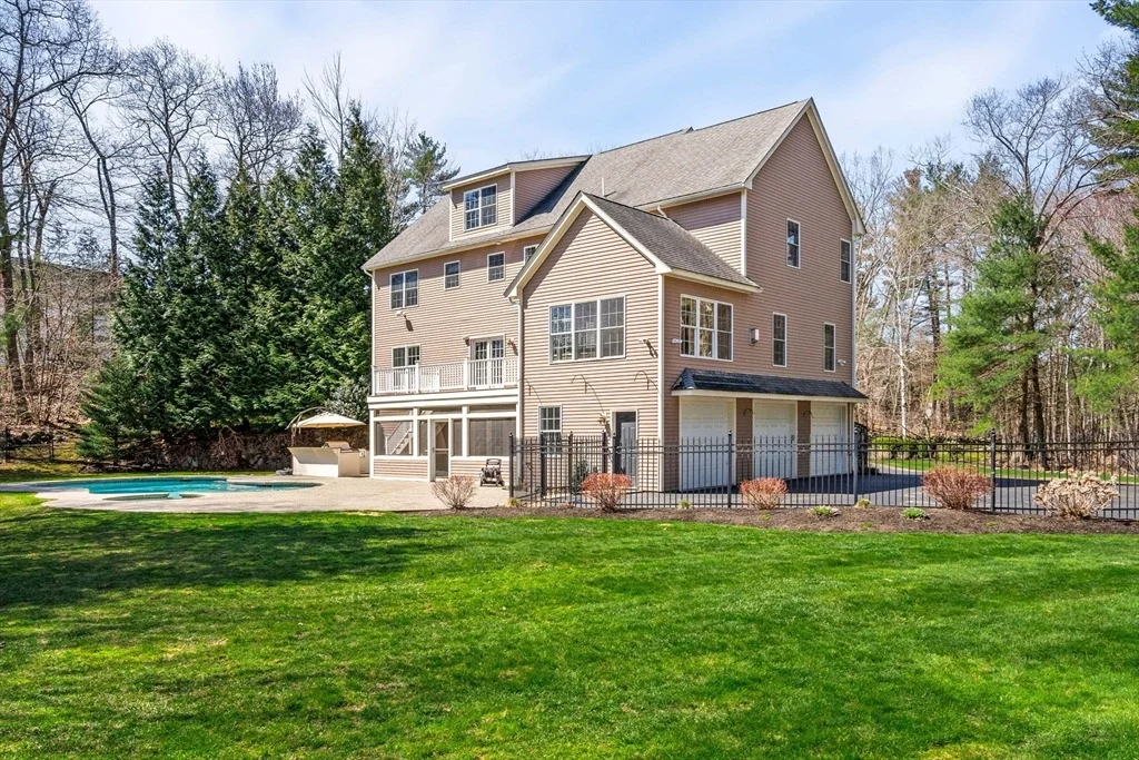 Photo of 10 Sawyer Lane
