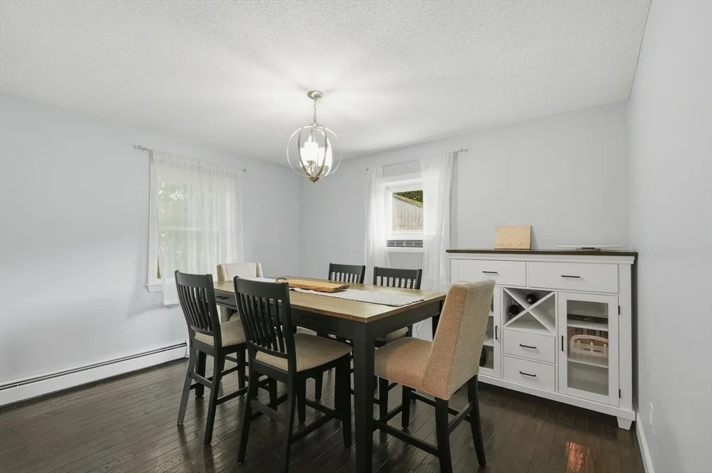 Photo of 134 Hathaway Commons Rd