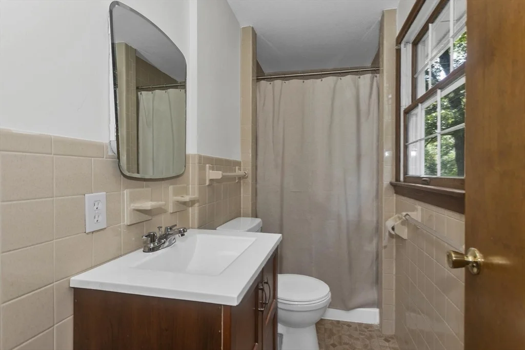 Photo of 127 Szetela Drive