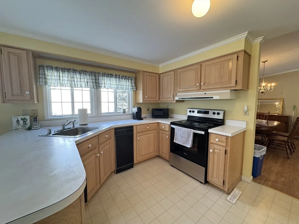 Photo of 6 Edgewood Drive