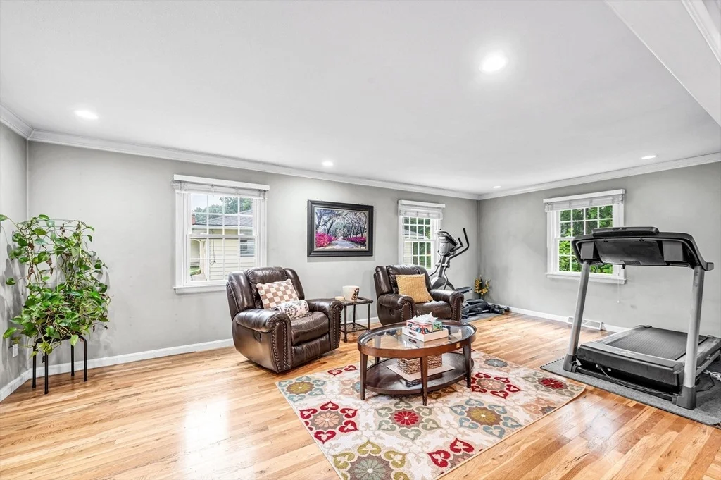Photo of 18 Blokland Dr