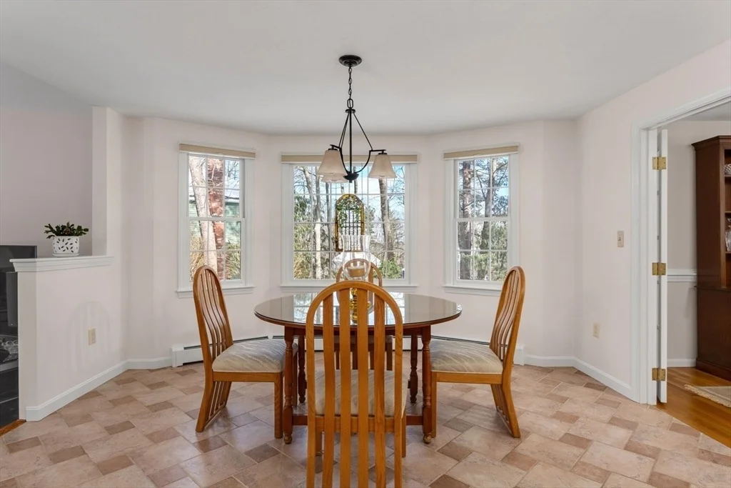 Photo of 48 Skyline Dr