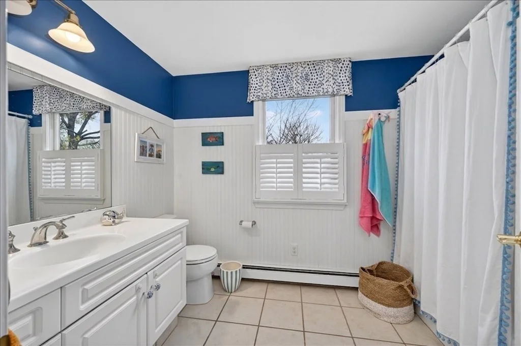 Photo of 18 Crowes Ln