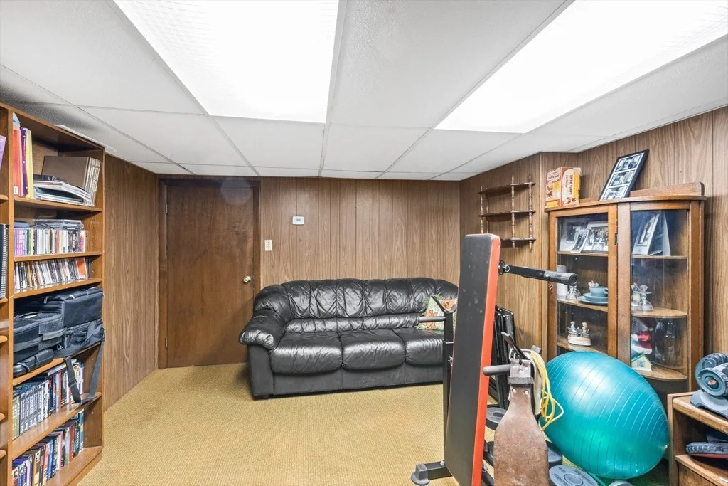 Photo of 112 King St