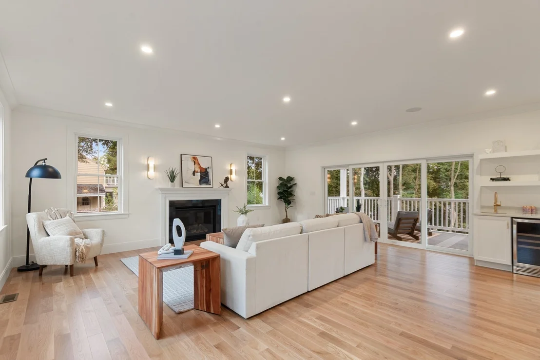 Photo of 472 Summer Avenue