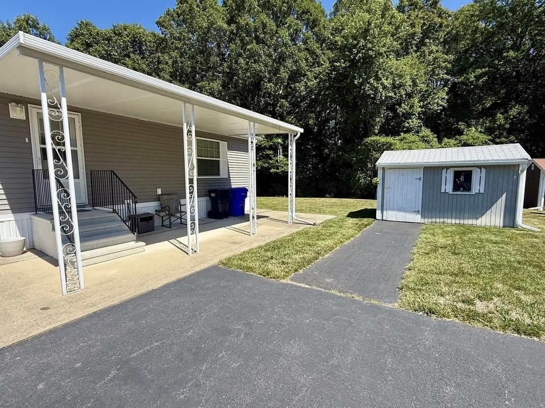 Photo of 156 Vineyard Drive