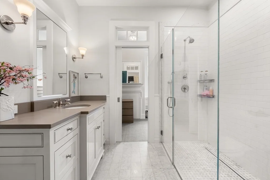 Photo of 40 Chestnut St