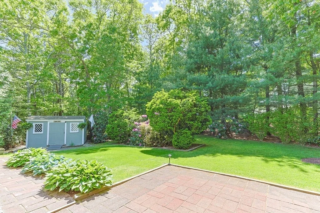 Photo of 825 Lumbert Mill Rd
