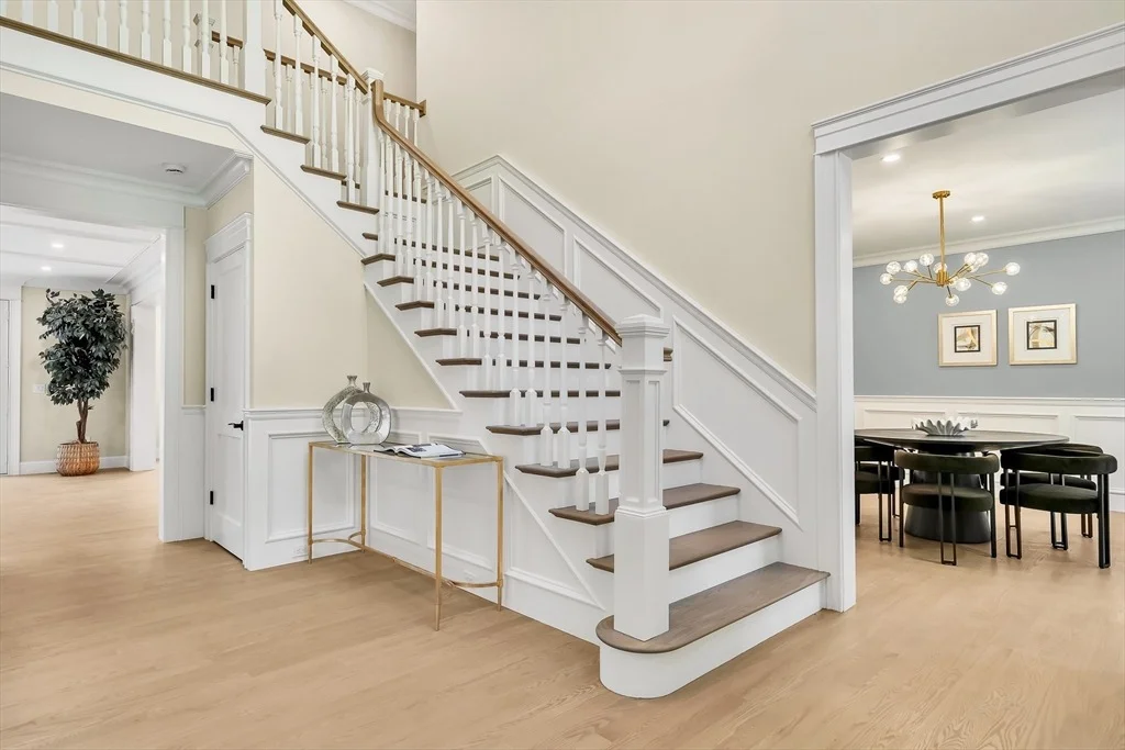 Photo of 18 Heritage Dr