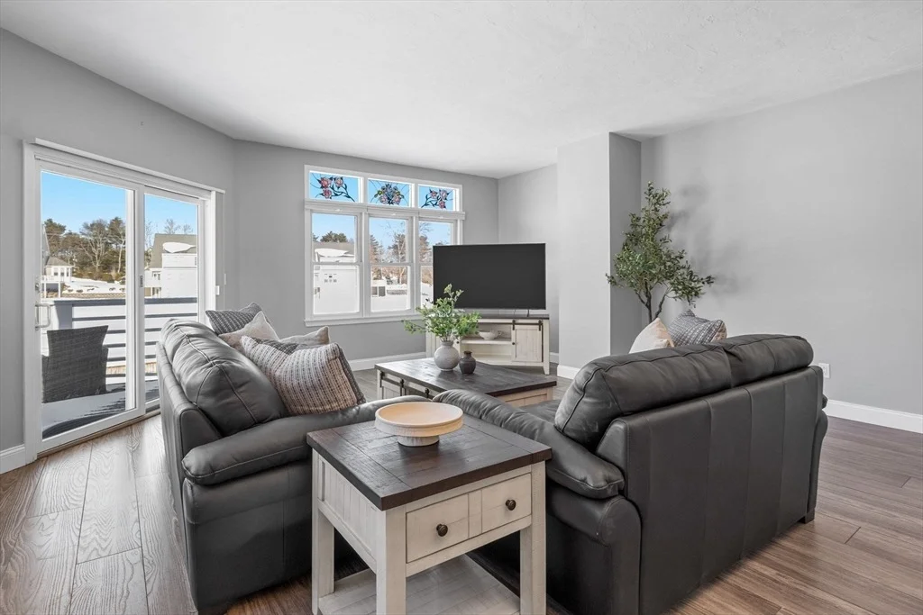 Photo of 13 Bay Pointe Dr Ext